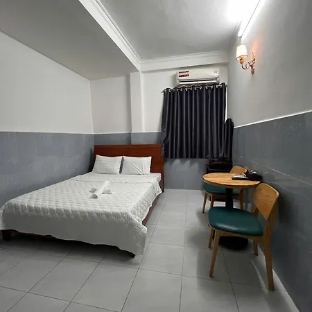 Hotel Khach San Xuan Loc